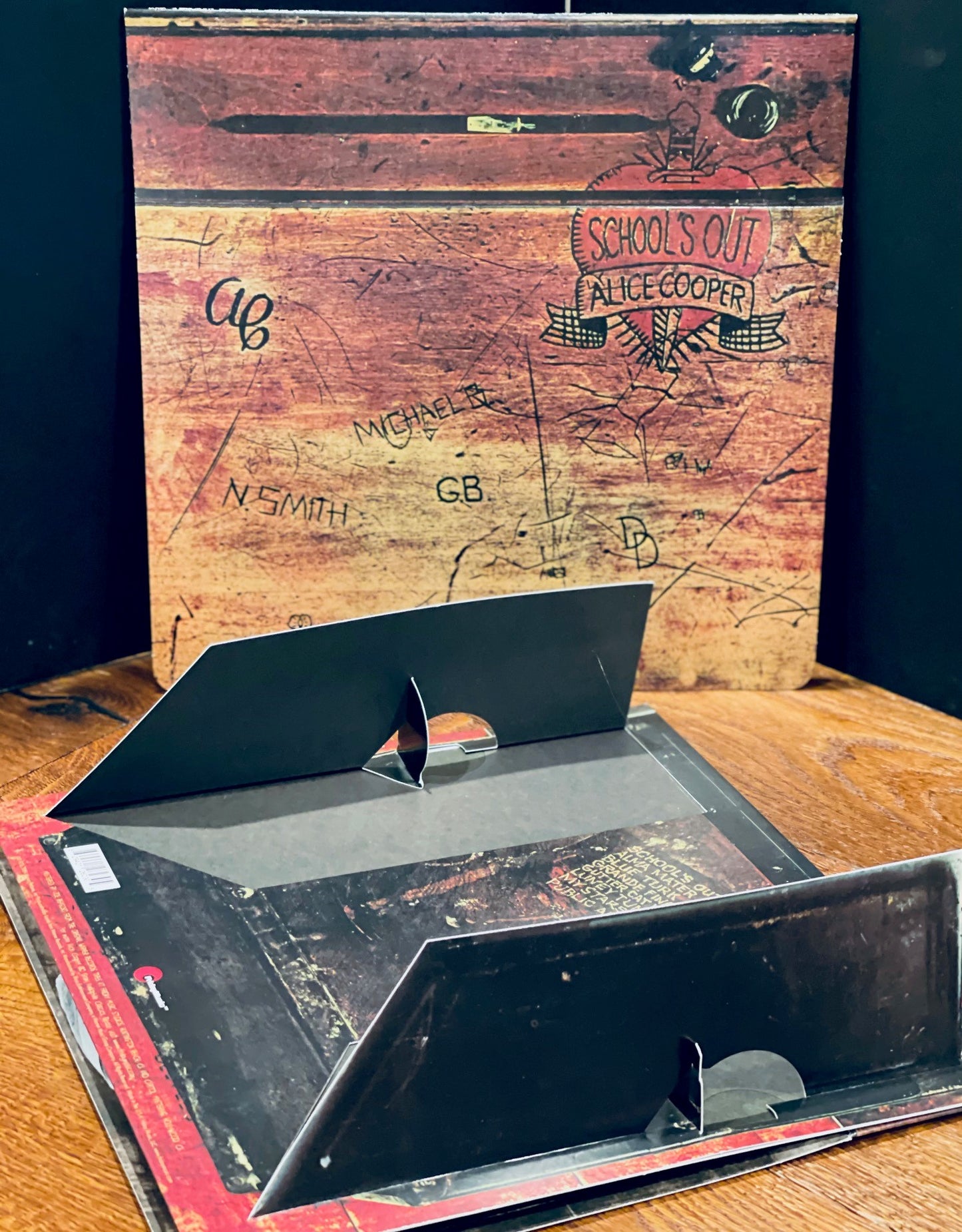 Alice Cooper - School's Out (Limited Anniversary Edition, Die Cut Desk Cover and Panties)