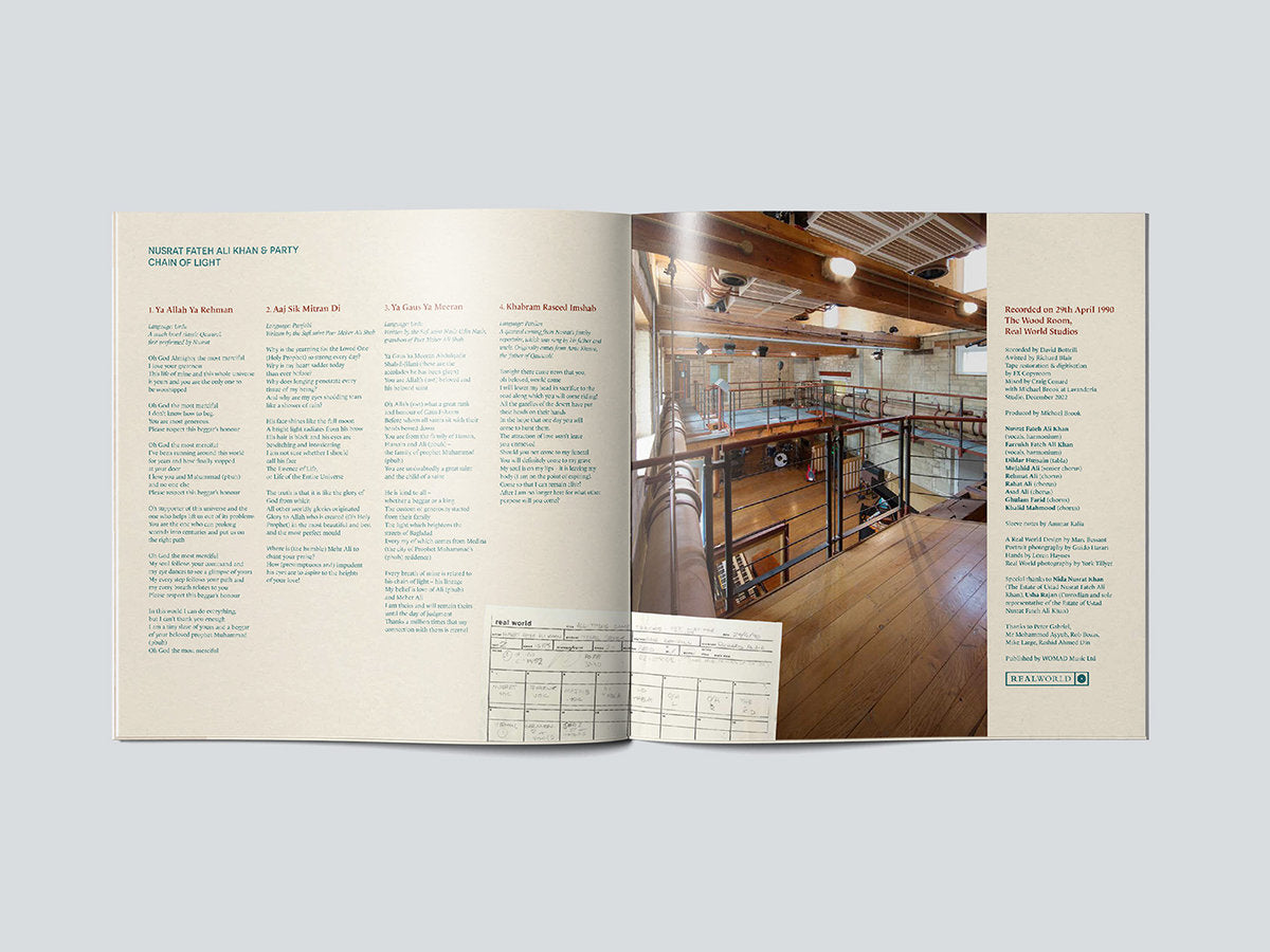 Nusrat Khan Fateh Ali & Party - Chain of Light (Deluxe Edition, LP Vinyl, Alternative Cover, Booklet) UPC: 884108015919