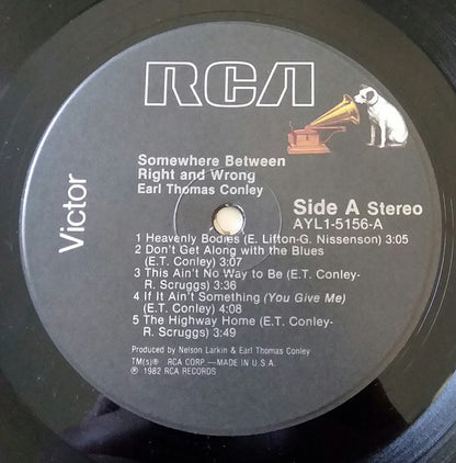 Earl Thomas Conley : Somewhere Between Right And Wrong (LP,Album,Reissue,Stereo)