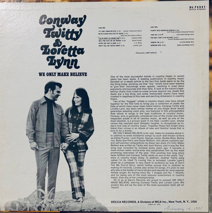 Conway Twitty & Loretta Lynn : We Only Make Believe (LP,Album)