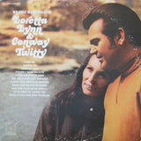 Conway Twitty & Loretta Lynn : We Only Make Believe (LP,Album)