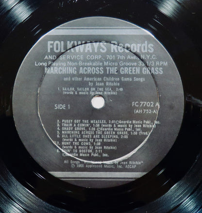 Jean Ritchie : Marching Across The Green Grass And Other American Children Game Songs (LP,Album)