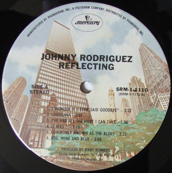 Johnny Rodriguez (4) : Reflecting (LP,Album,Stereo)