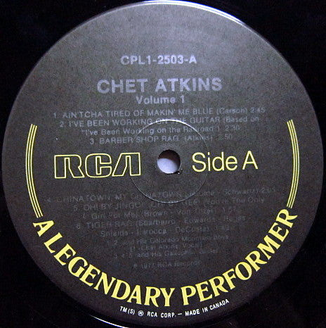 Chet Atkins : A Legendary Performer Volume 1 (LP,Compilation)