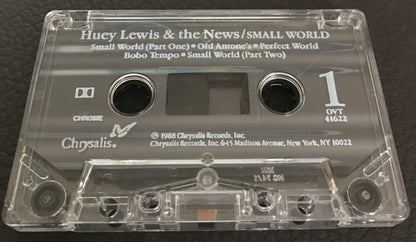 Huey Lewis & The News : Small World (Album)