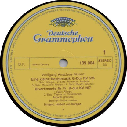 Wolfgang Amadeus Mozart - Berliner Philharmoniker · Herbert von Karajan : Eine Kleine Nachtmusik, Divertimento KV 287 (LP,Album)