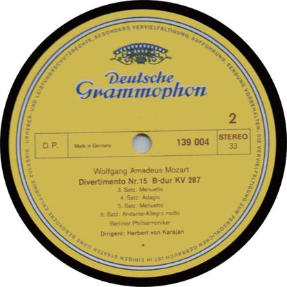 Wolfgang Amadeus Mozart - Berliner Philharmoniker · Herbert von Karajan : Eine Kleine Nachtmusik, Divertimento KV 287 (LP,Album)