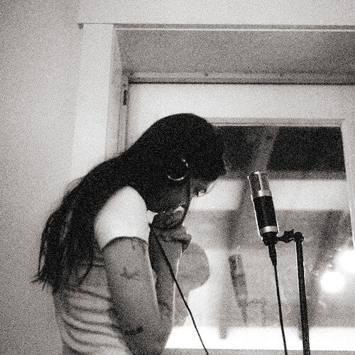 Lizzy McAlpine - Older (and Wiser) album artwork cover