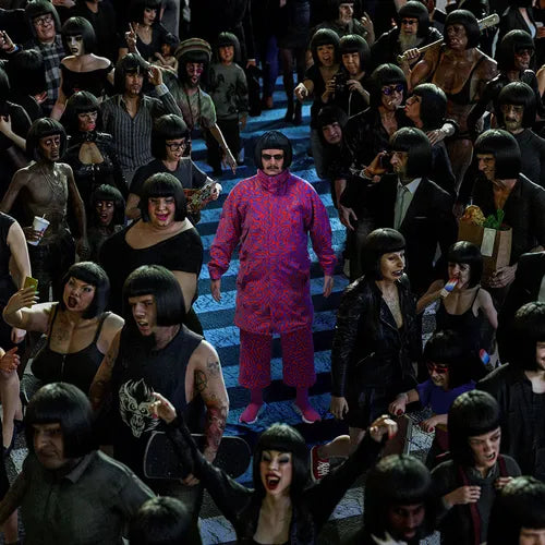 Oliver Tree - Alone In A Crowd (CD) 075678615399