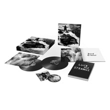 David Gilmour - Luck And Strange (Deluxe Edition, 2LP Vinyl, Blu-ray Audio) UPC: 198028046510