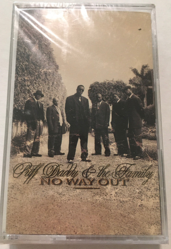 Puff Daddy & The Family : No Way Out (Cass, Club)